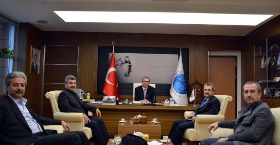Kepekçi, Rektör Güvenç’i Ziyaret Etti Kepekçi, Rektör Güvenç’i Ziyaret Etti
